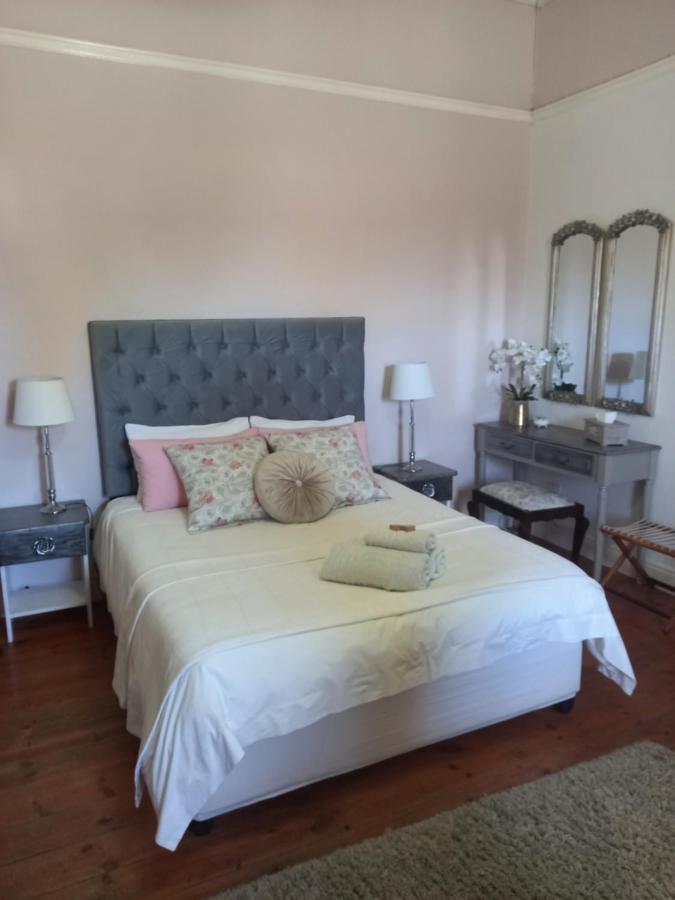 Carmel Villa B&B Or Self-Catering Calvinia 외부 사진