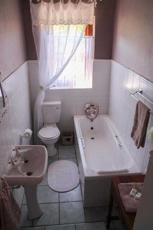 Carmel Villa B&B Or Self-Catering Calvinia 외부 사진